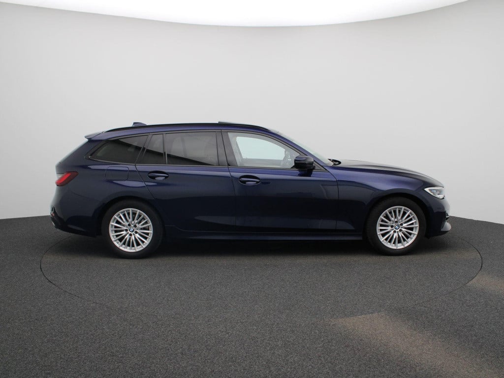BMW 3-serie touring 318i business edition plus | automaat | lmv | panorama 