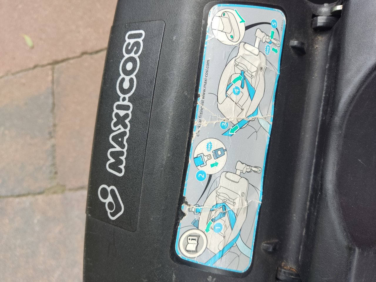 Easyfix bevestiging maxi cosi voor in auto