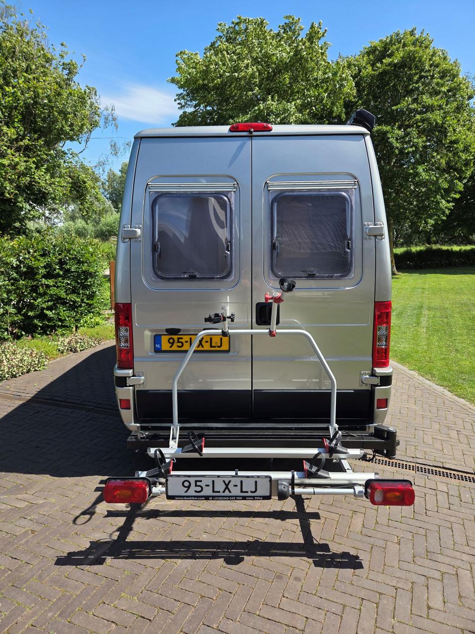 Buscamper Fiat Ducato Adria Twin uit 2003 134.000 km