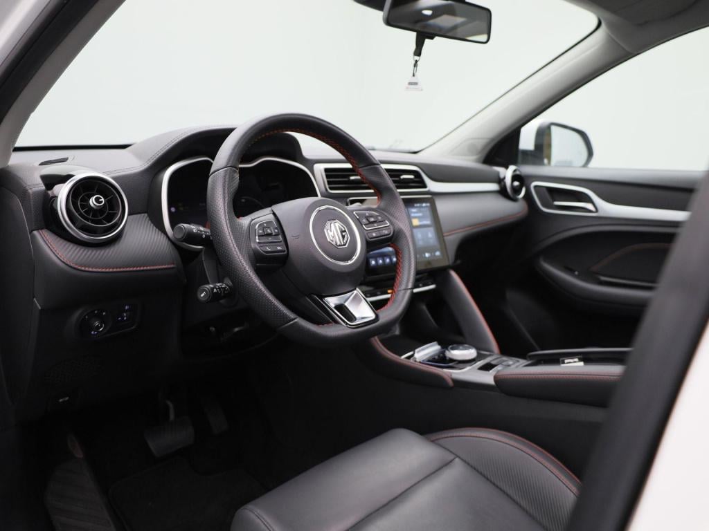 MG Zs Ev long range luxury 70 kwh | automaat | panoramadak | leder | naviga