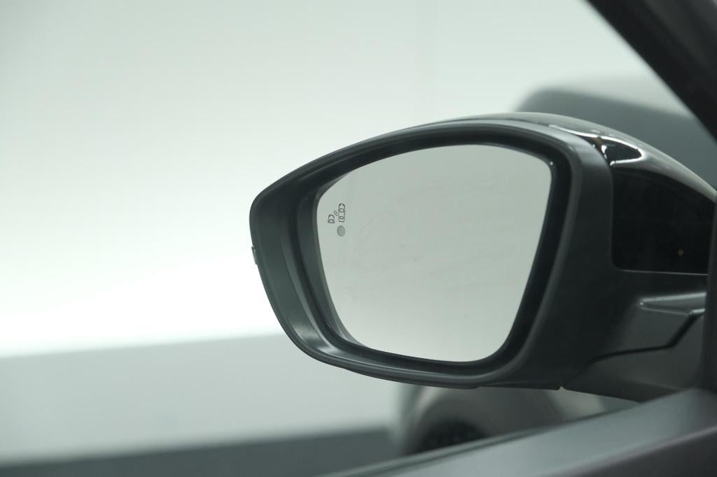 Peugeot 2008 1.2 hybrid 145 gt | 360 camera | adaptieve cruise control | do