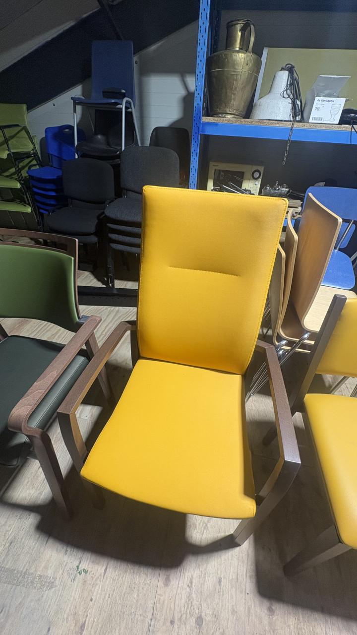 Stoelen kush en co