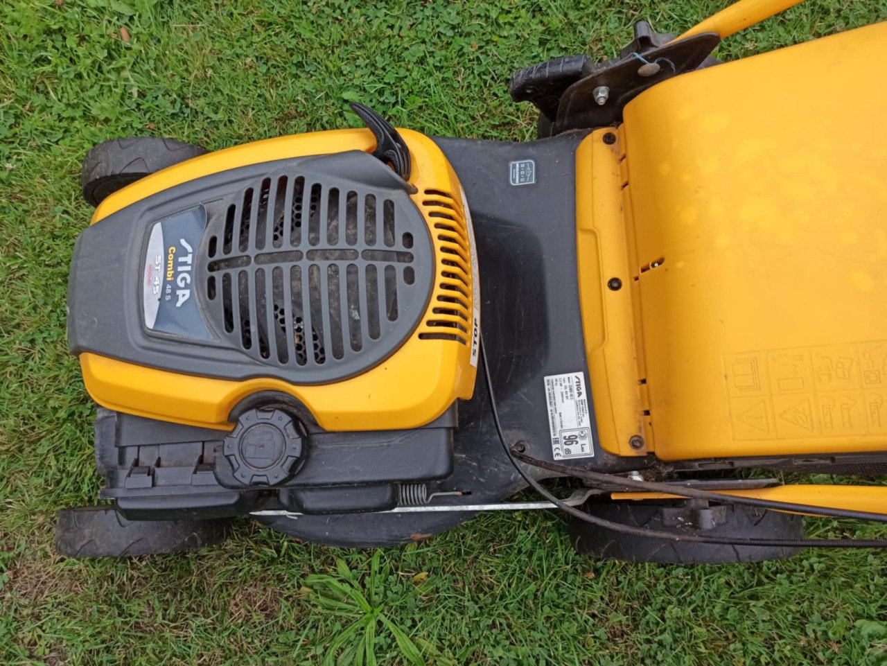 Stiga combi 48s Benzine grasmaaier
