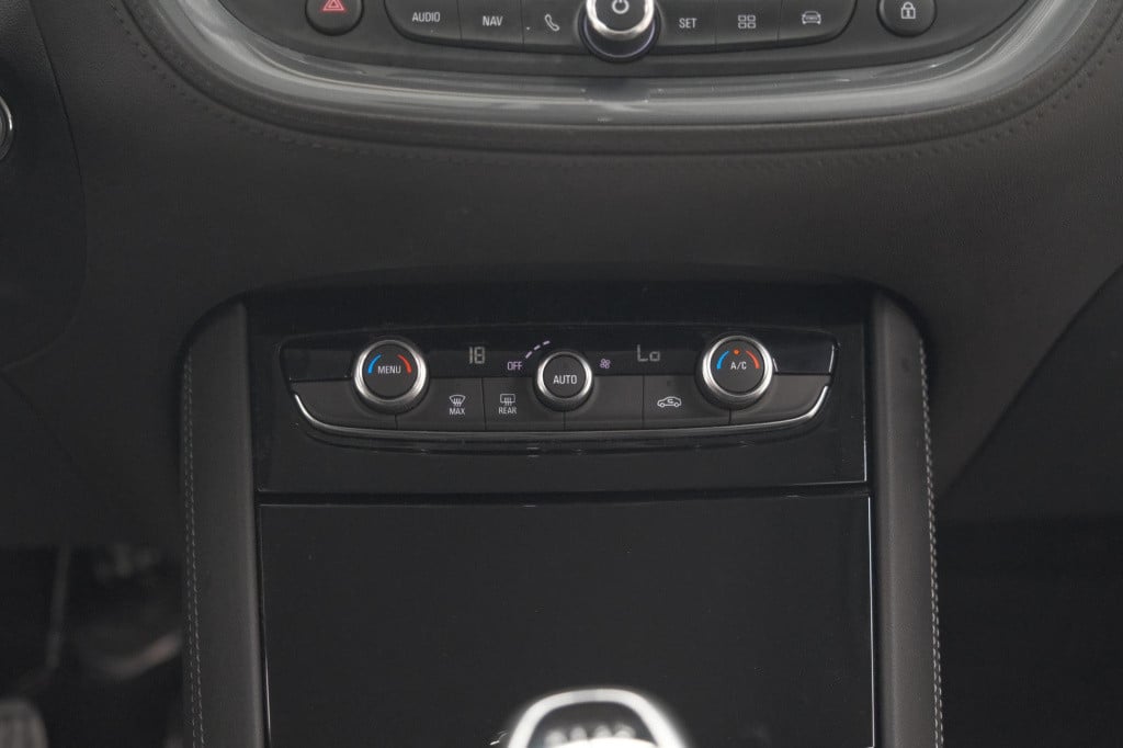 Opel Grandland X 130 turbo innovation | elektrische kofferklep | camera | d
