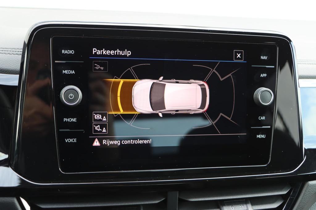 Volkswagen T-roc 1.5 tsi r-line 150pk dsg7