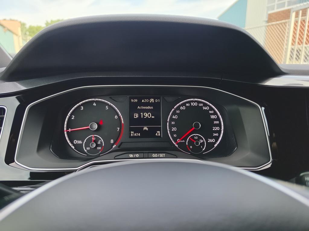 Volkswagen Polo 1.0 tsi highline business r | clima | acc | navi |apple car