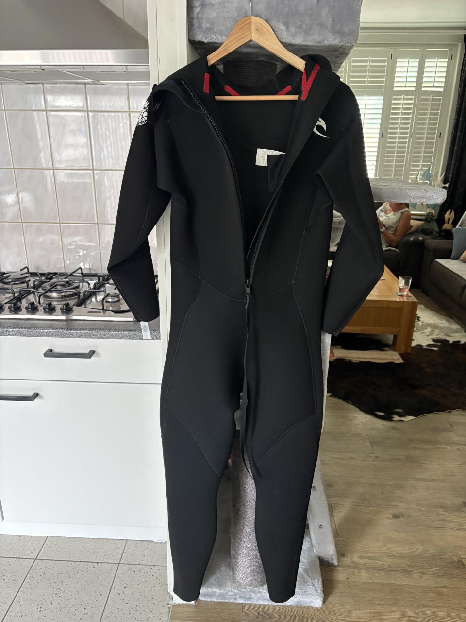 Wetsuit Ripcurl 5/3 Freelite voor windsurfen en suppen maat L