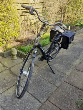 Merk BATAVUS Type Mambo Kleur Zwart Mat Soort Stadsfietsen