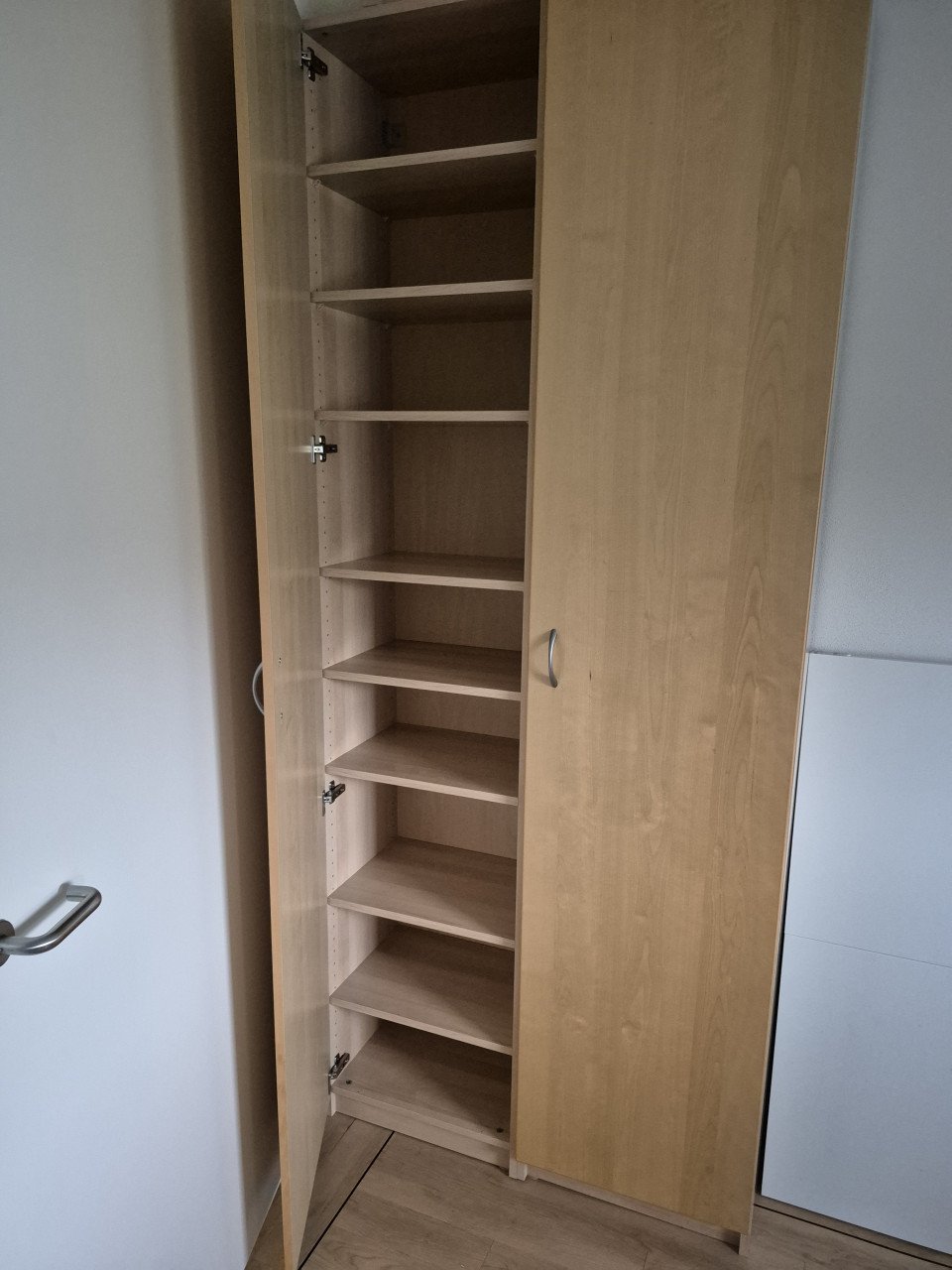 Ikea Pax 236 x 38 gereserveerd