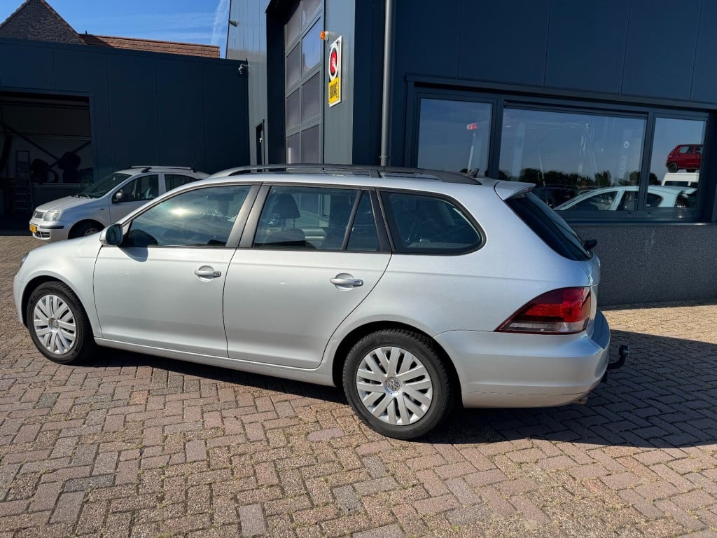Volkswagen Golf 1.6 tdi comfortline bluemotion