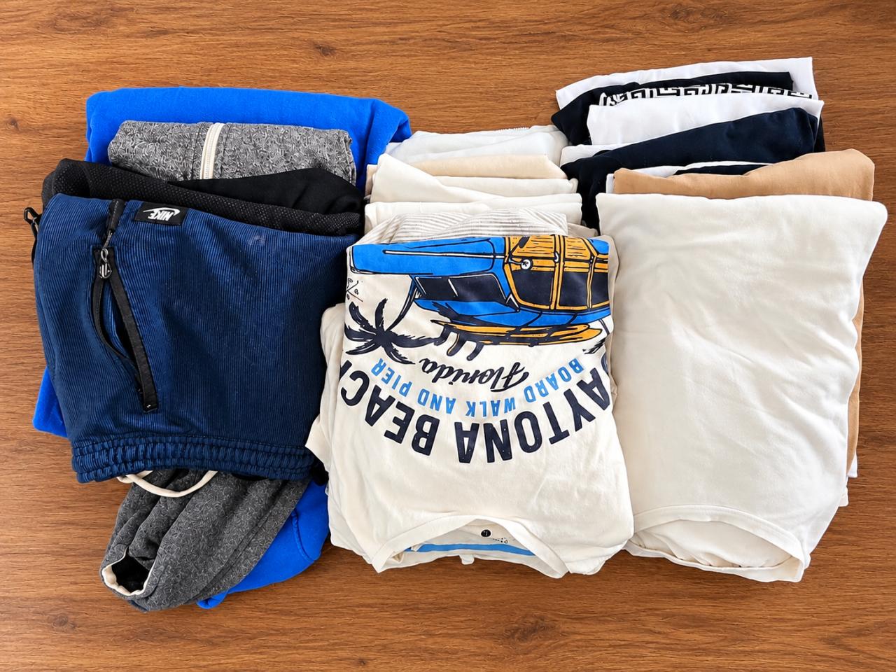👕✨ Groot kledingpakket van maar liefst 37 kledingstukken!