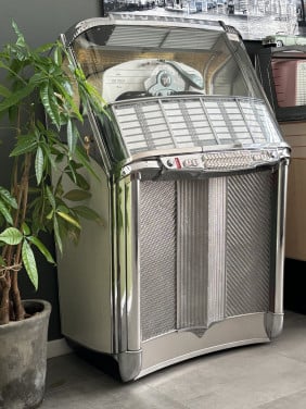 Onderhoud jukebox Wurlitzer gezocht