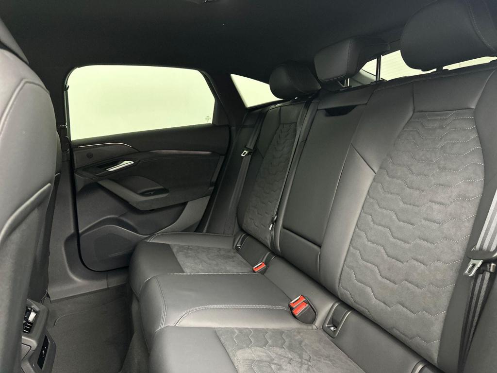 Audi A6 Sportback E-tron s edition e-tron 83 kwh 210 kw / 286 pk sportback