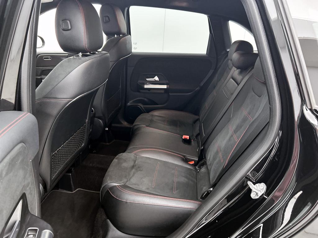 Mercedes-Benz B-Klasse 180 business solution amg | amg line | trekhaak | st
