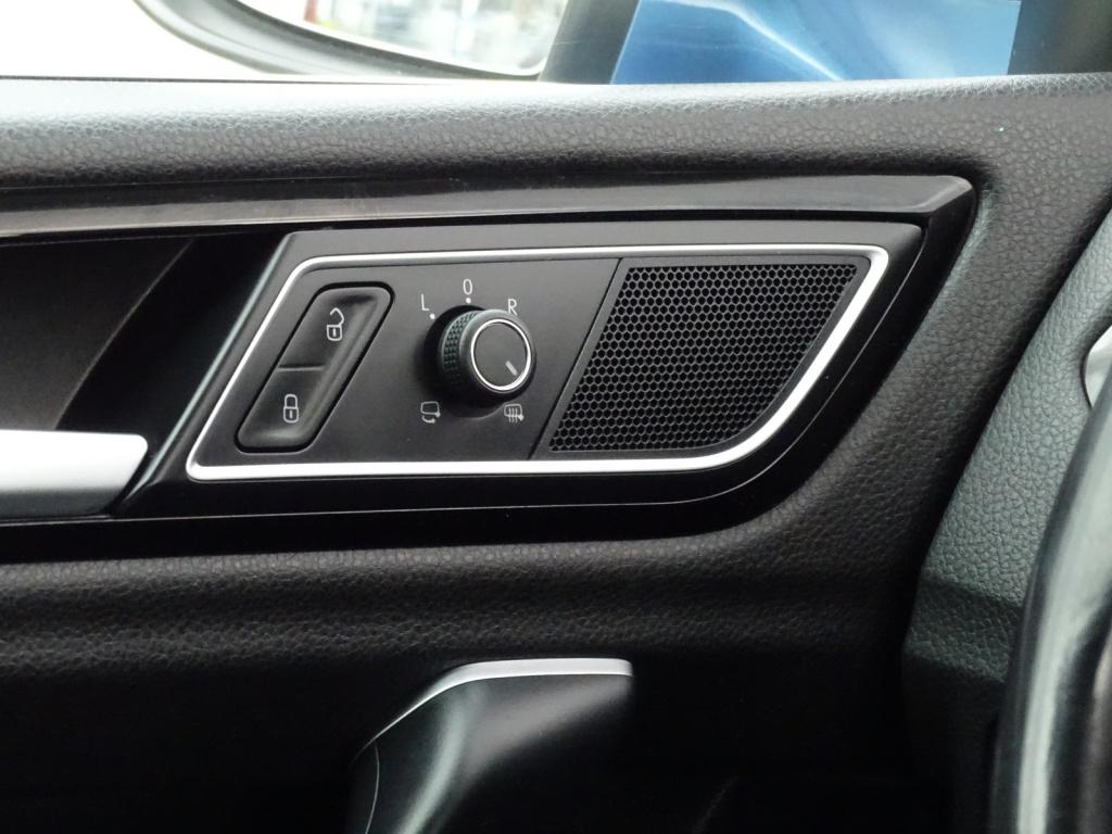 Volkswagen Golf Sportsvan 1.4 tsi connected series automaat