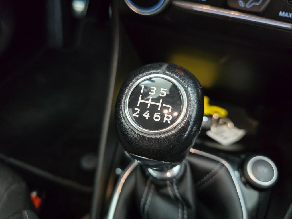 Ford Fiesta occasion 1.0 ecoboost titanium met cruisecontrol en carplay rad
