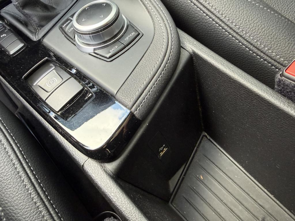 BMW X1 sdrive20i automaat high executive