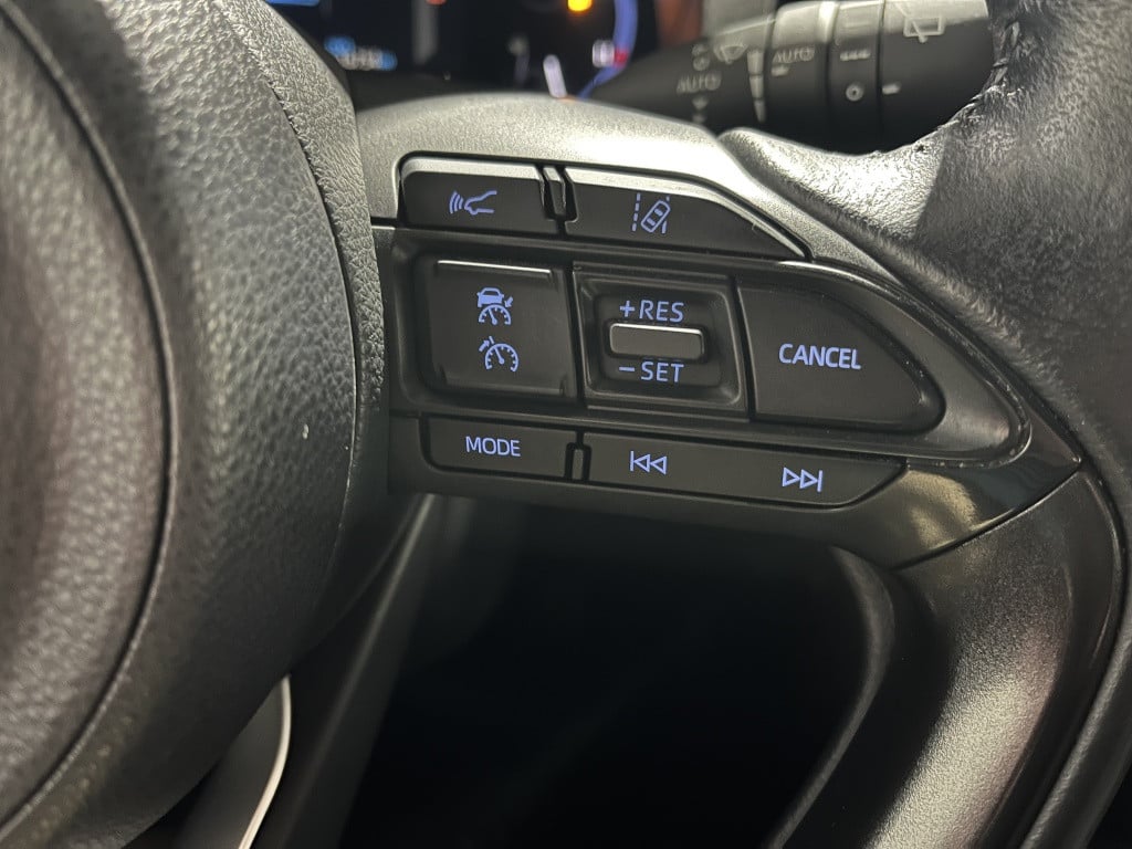Toyota Yaris Cross dynamic | navi | pdc | bsm |