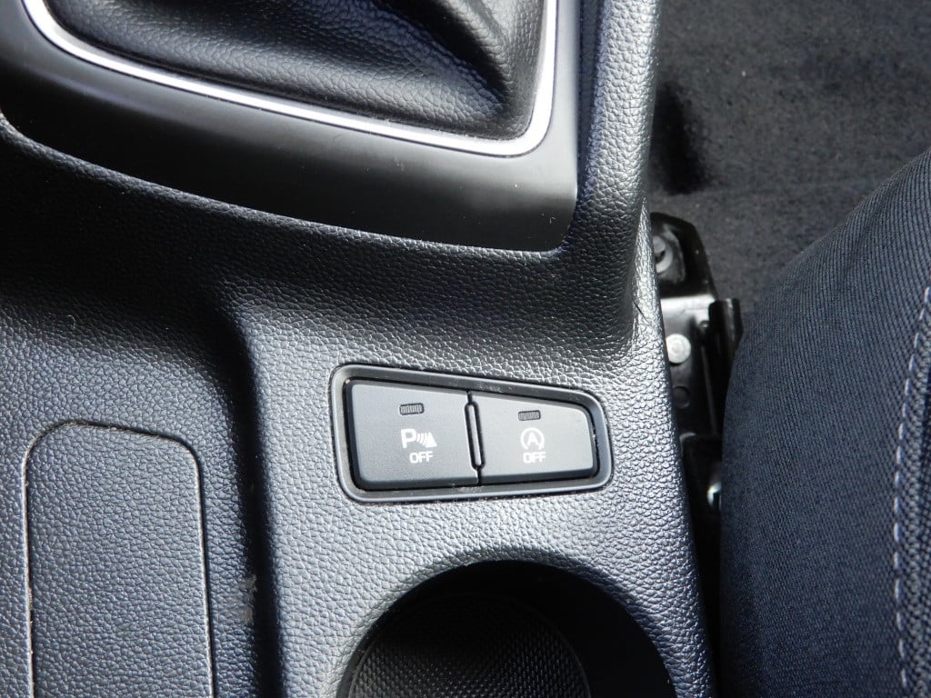 Hyundai I 20 1.0 t-gdi comfort | nl auto | navi | twotone | lm velgen |
