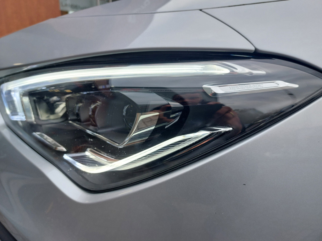 Mercedes-Benz Cla shooting brake 250 premium plus | zeer rijk uitgerust