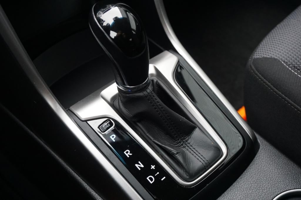 Hyundai I 30 1.6 gdi i-vision automaat / climate / navi / cruise controle /