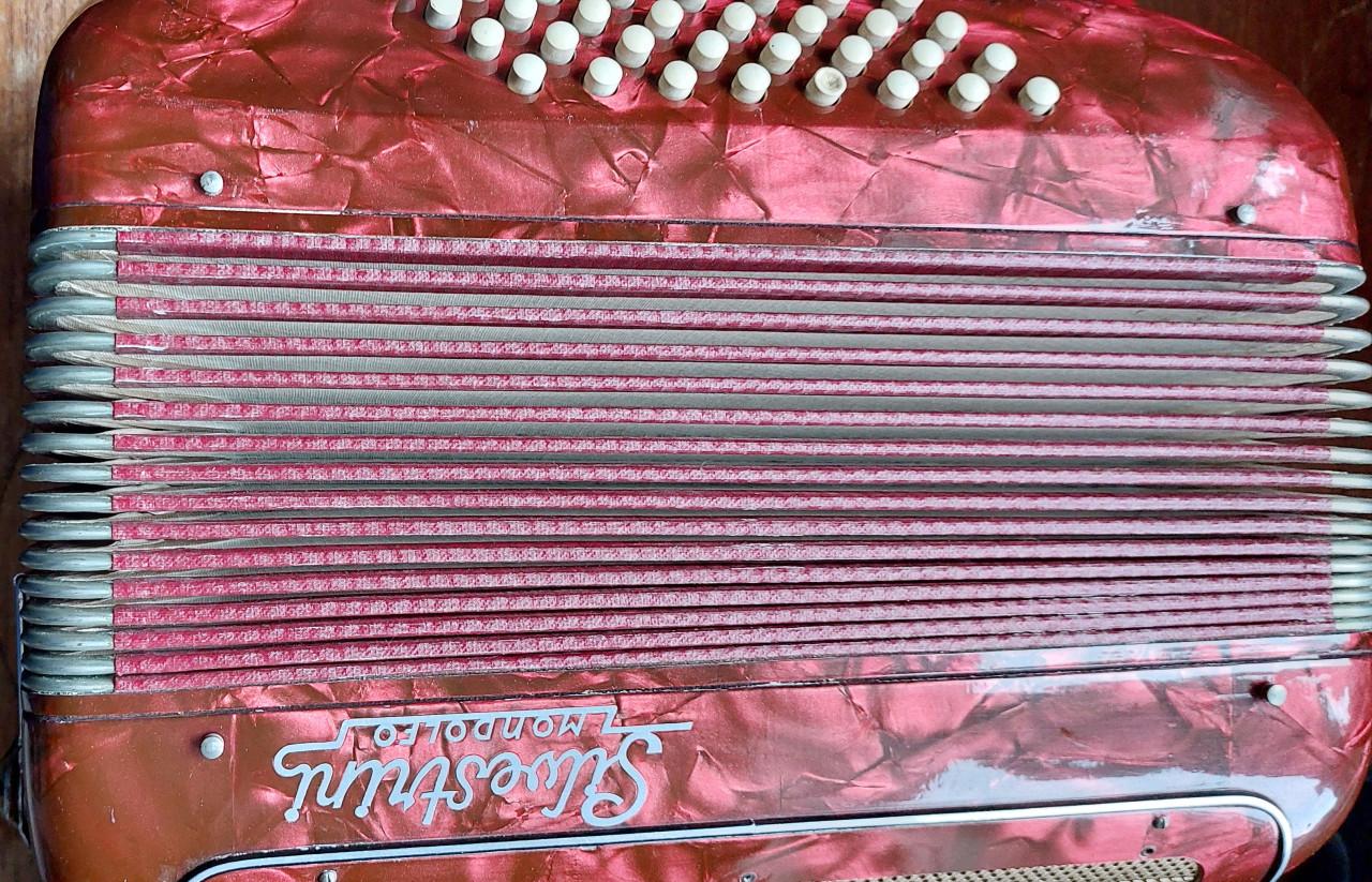 Vintage Silvestrini Mondolfo Accordion (Italy)