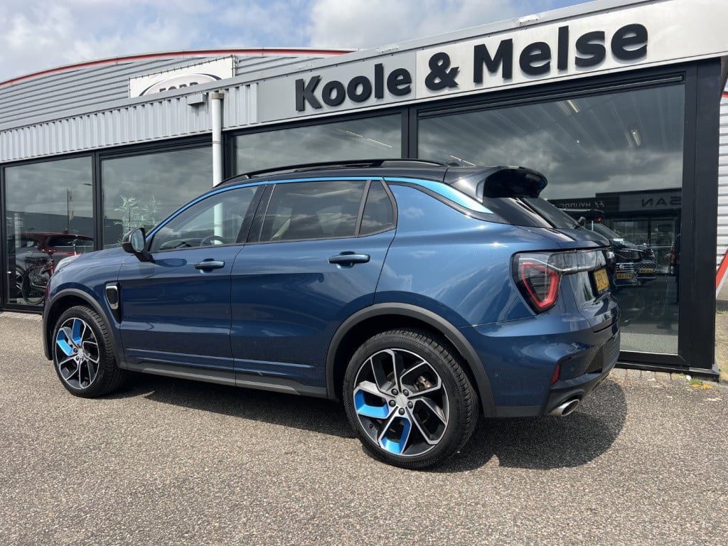 Lynk & Co 01 1.5 261pk plug in hybrid , pano dak , 360gr camera , car play 