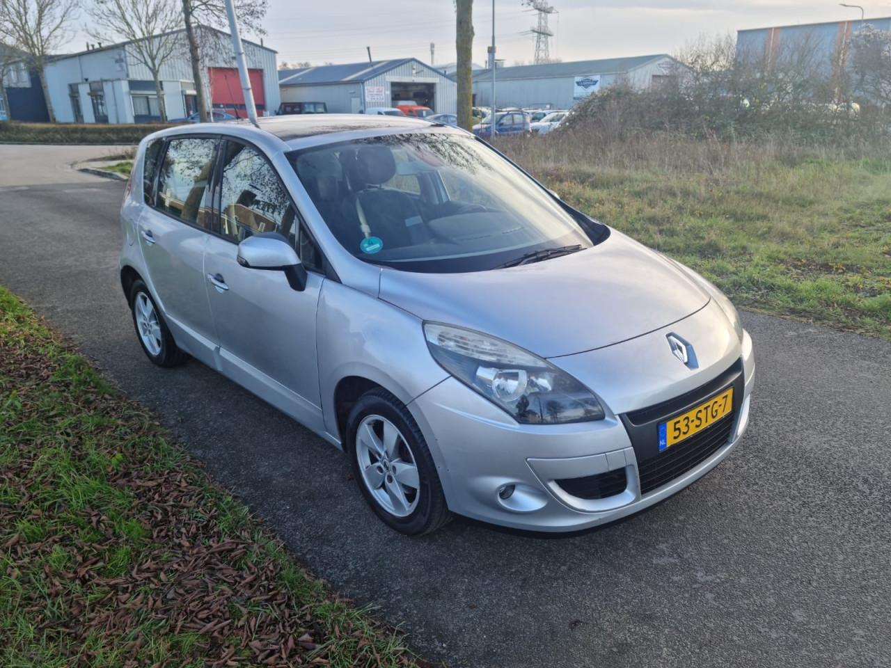 Renault scenic 1.6 i dynamique bj 2011 196000km hele nette auto