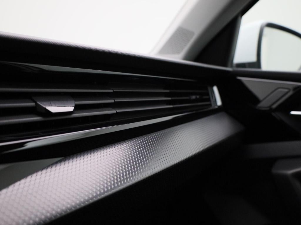 Audi A1 Sportback 25 tfsi pro line | apple carplay / android auto | navigat