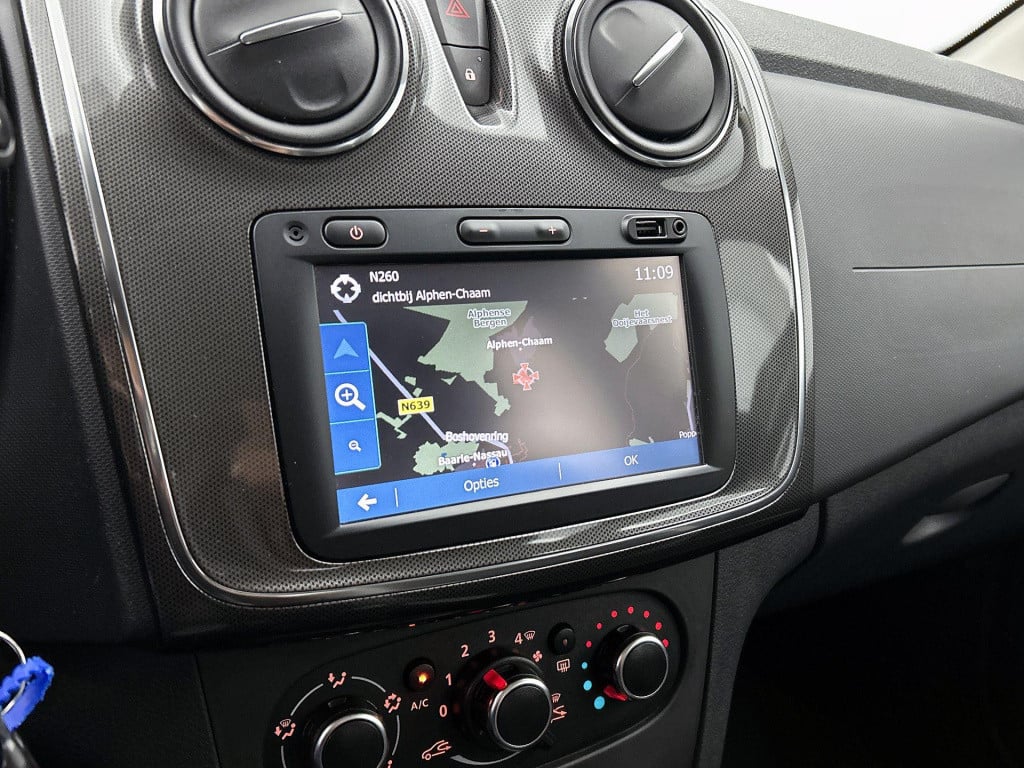 Dacia Sandero Stepway 0.9 tce sl | trekhaak | navigatie