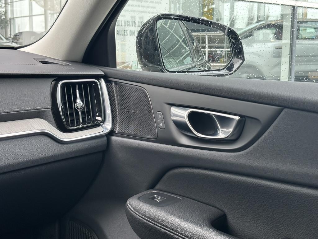 Volvo V60 t6 398pk recharge bright| panodak| adap.cruise| trekhaak| camera