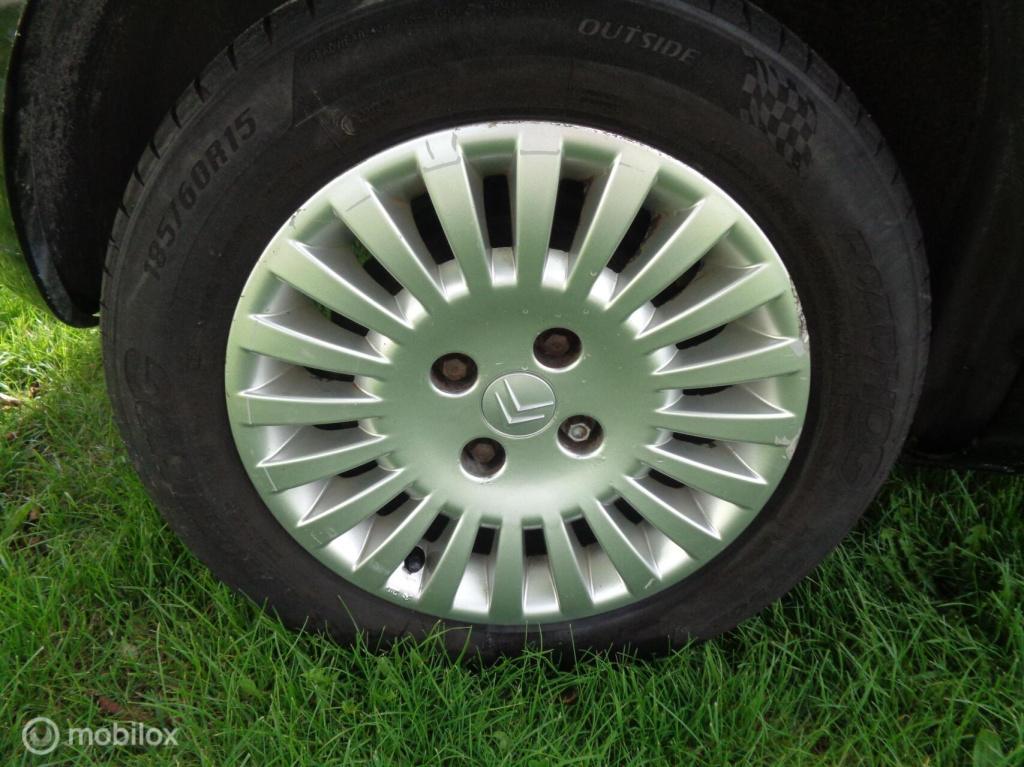 Citroen C3 1.6i-16v exclusive/stuurbekr/airco/trekhaak/apk tot 10-10-2027