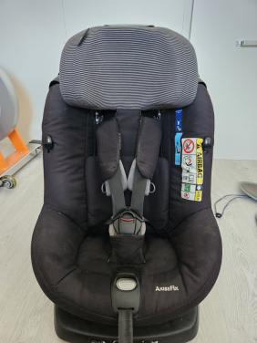 Autostoel Maxi Cosi AxissFix, zwart, draaibaar, 61 cm - 104 cm