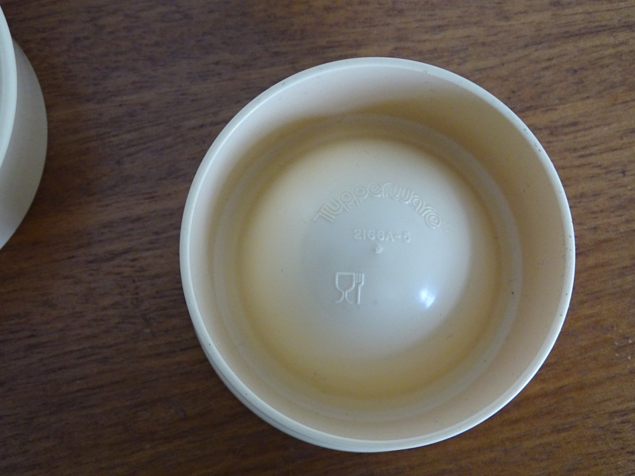 3 Vintage Tupperware eierdoppen met warmhouder