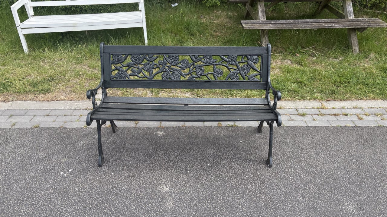 Tuinbank met gietijzerenpoot