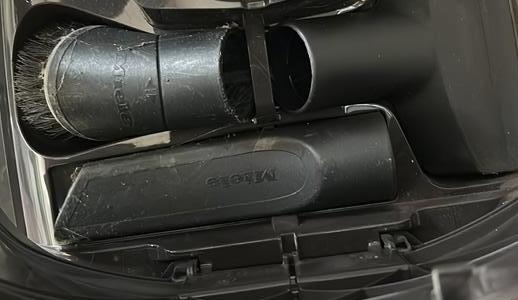 Krachtige Miele Stofzuiger met hulpstukken als nieuw