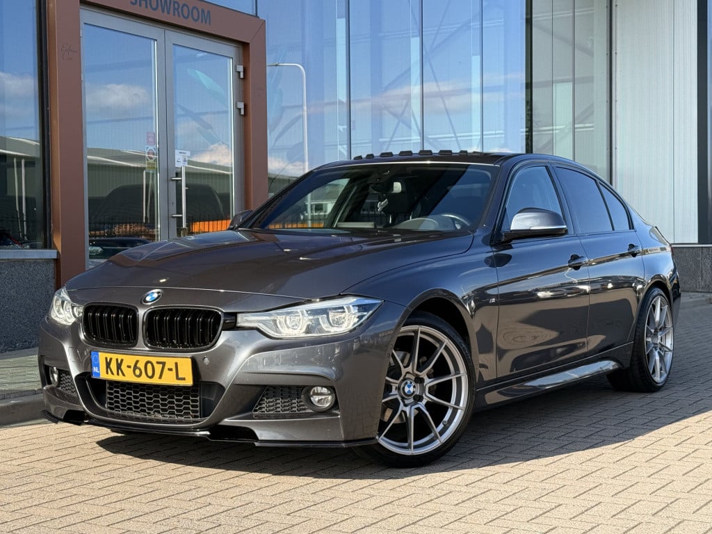 BMW 3-serie 320i m-sport | 360 camera | head-up | leder | schuif / kantel d