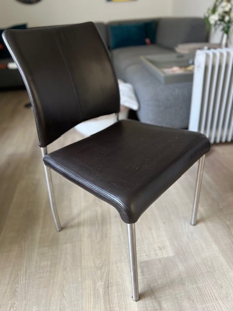 6 bruin leren eetkamerstoelen met chromen poten