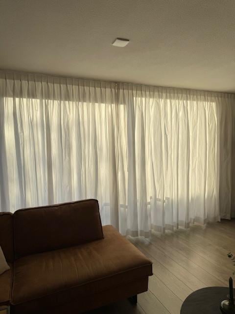 Nog nette overgordijnen in glanzend wit.