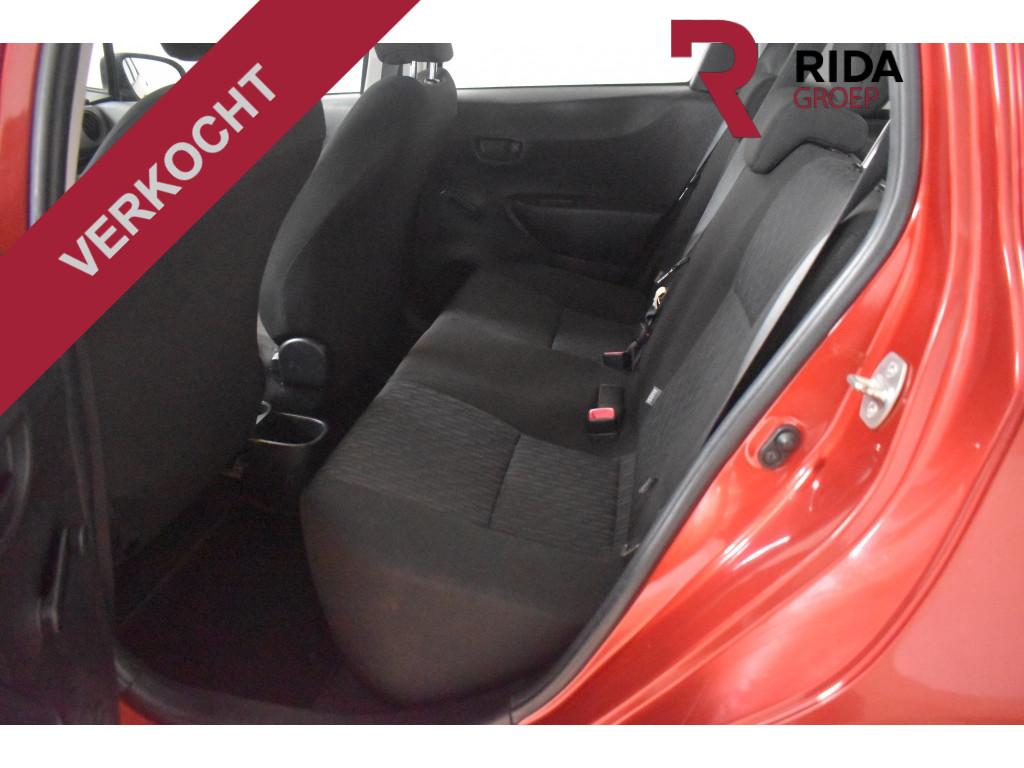 Toyota Yaris 1.0 vvt-i now 5 deurs|verkocht