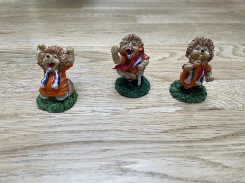 Te koop: Oranje voetbal juich poppetjes