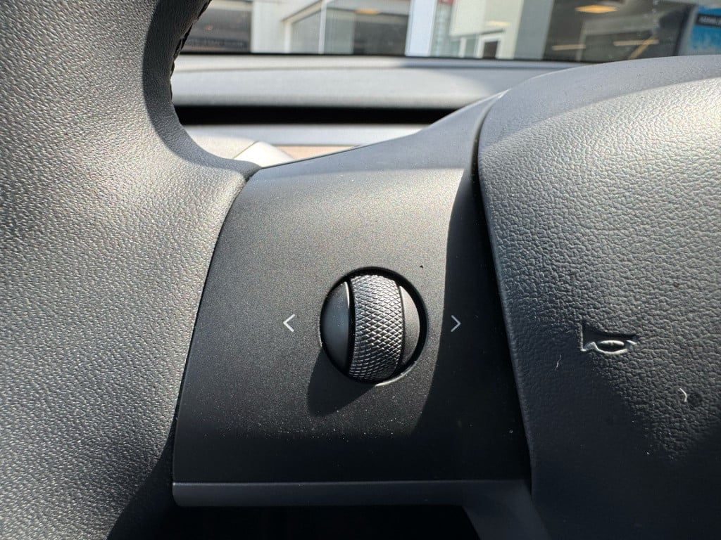 Tesla Model Y rwd 58 kwh