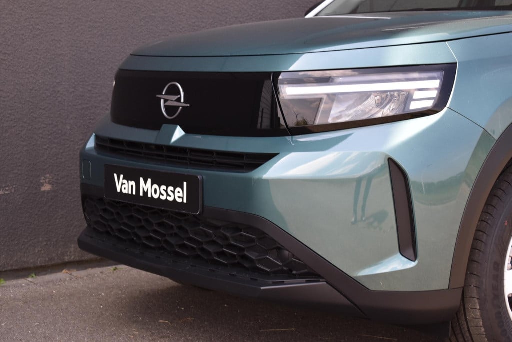 Opel Frontera 1.2 turbo hybrid edition || € 1750,- van mossel voorraadvoord
