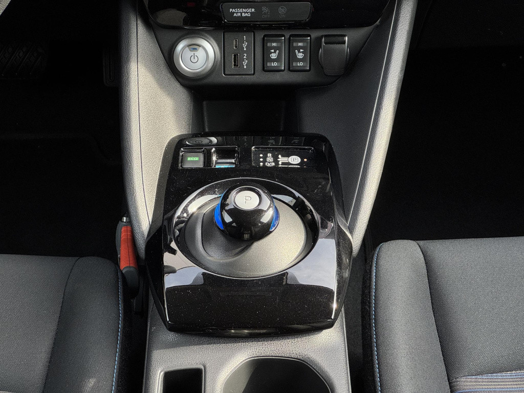 Nissan Leaf n-connecta 40 kwh | navigatie | 360° camera | adapt. cruise con