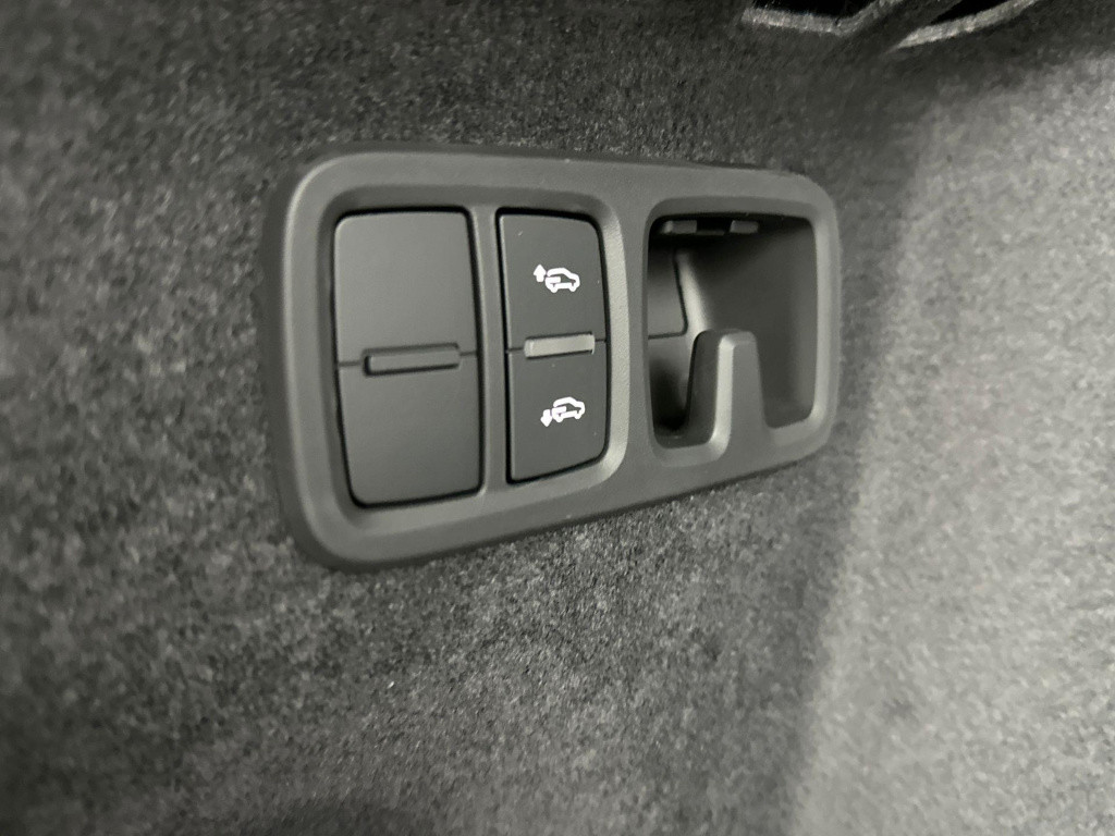 Audi Q8 55 tfsi e quattro pro line s