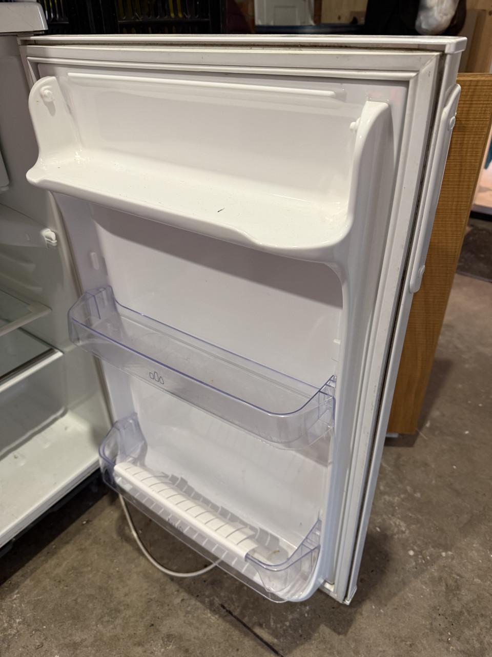 Zanussi koelkast met vriesvak (voor in de schuur)