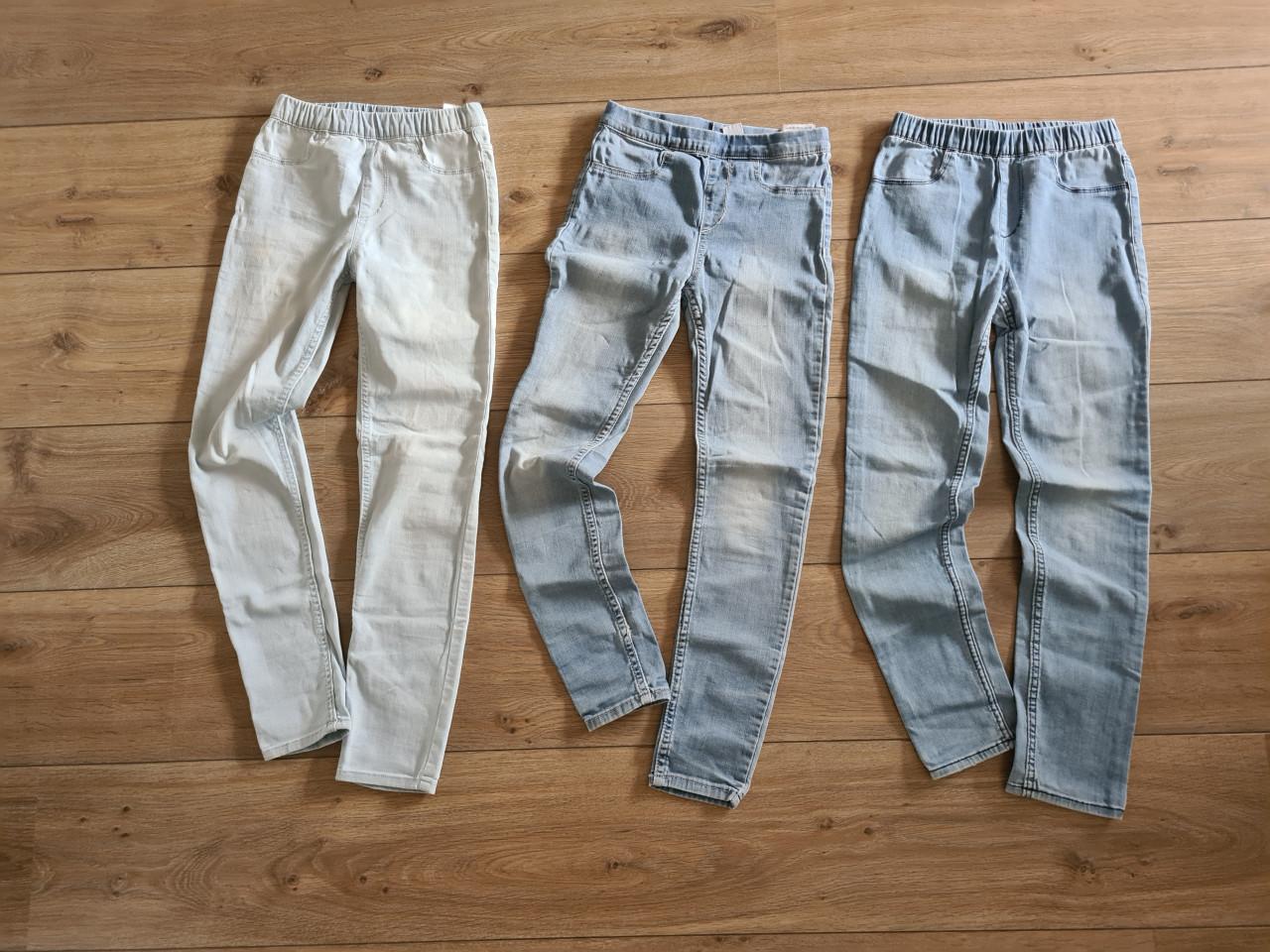 H&M spijker treggings maat 134 (3 stuk voor €5,-)