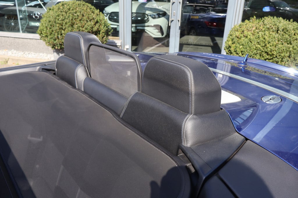 Mercedes-Benz E-Klasse cabrio 200 ambition sport edition l amg line l smart