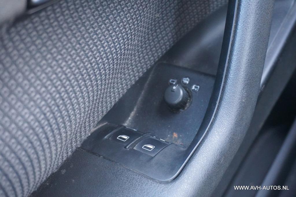 Audi A3 1.6 fsi attraction