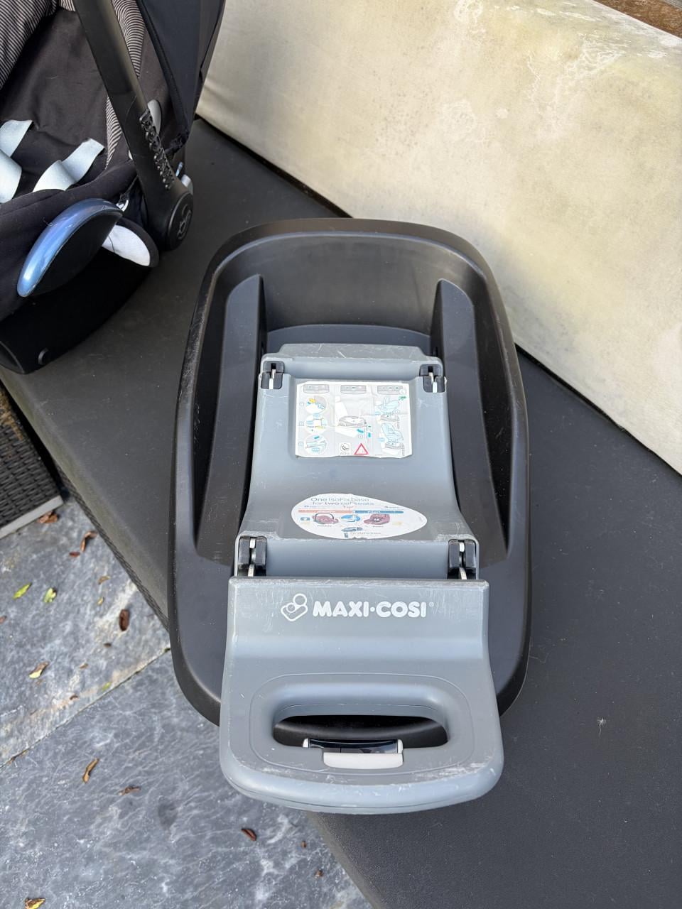 Complete set maxicosi cabriofix met familyfix isofix base